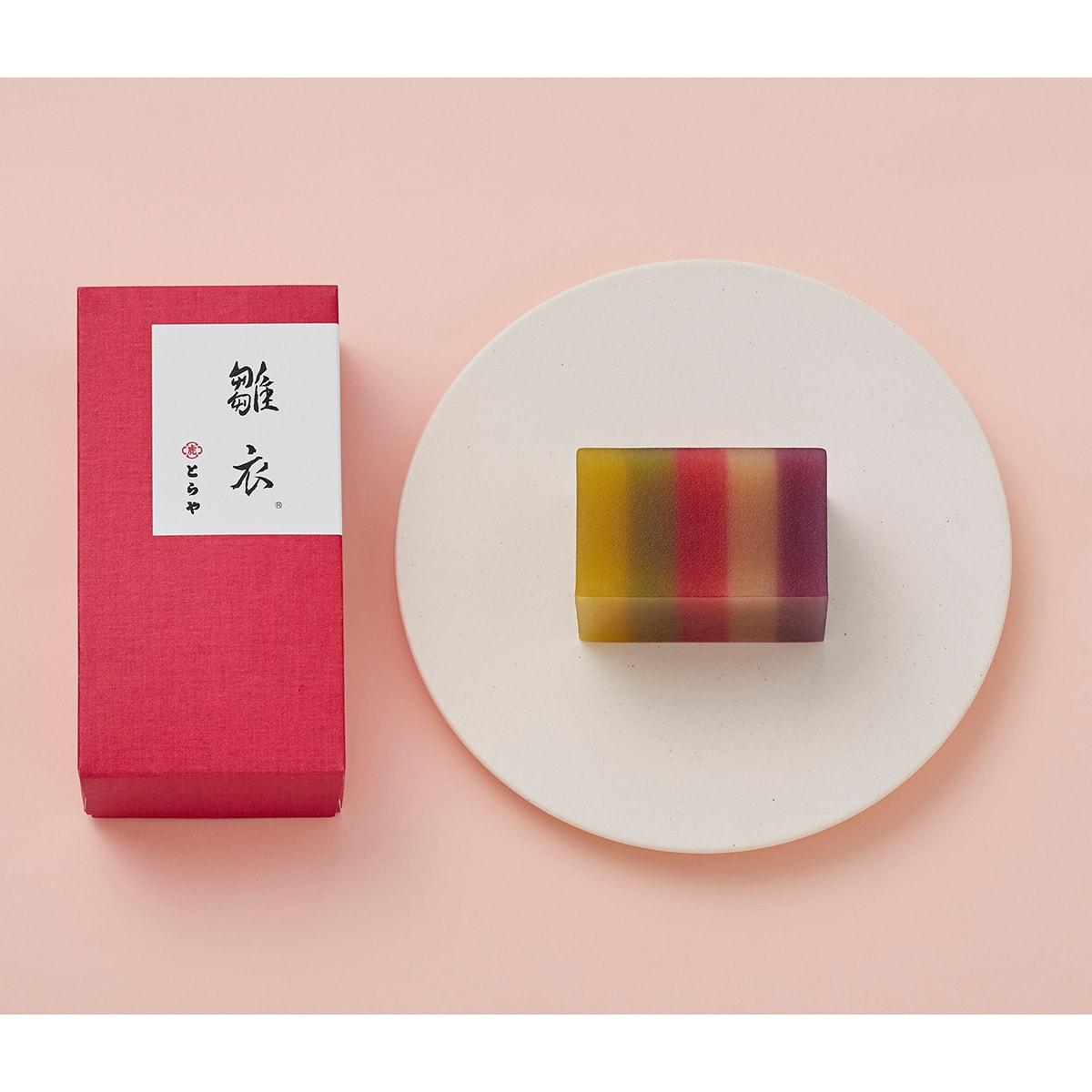 〈とらや〉で感じる春の味。雛まつりや桜、いちごをテーマにした和菓子が勢揃い - Slide:1