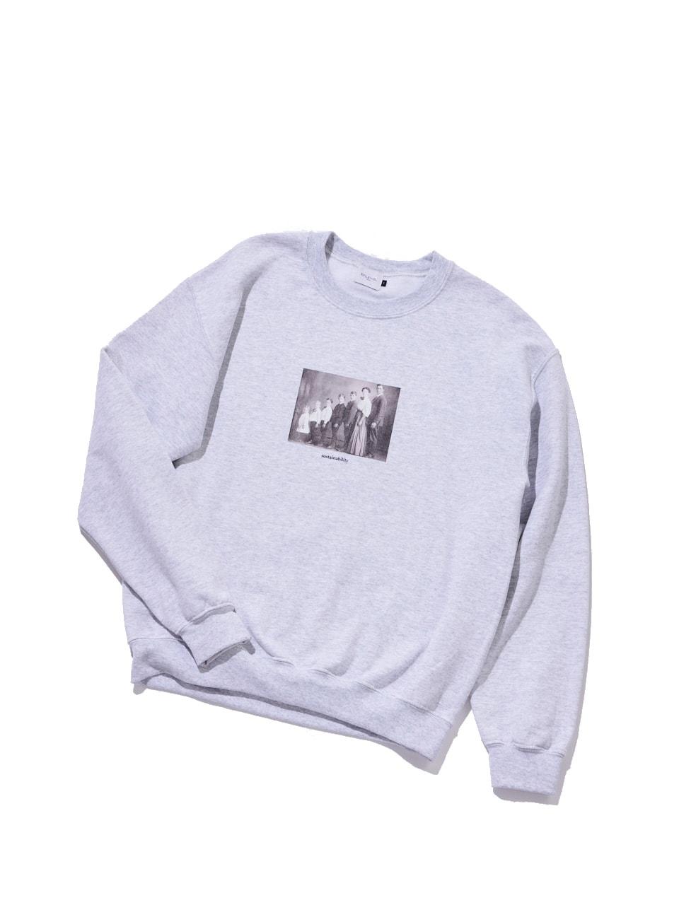 エフィレボルのスウェット