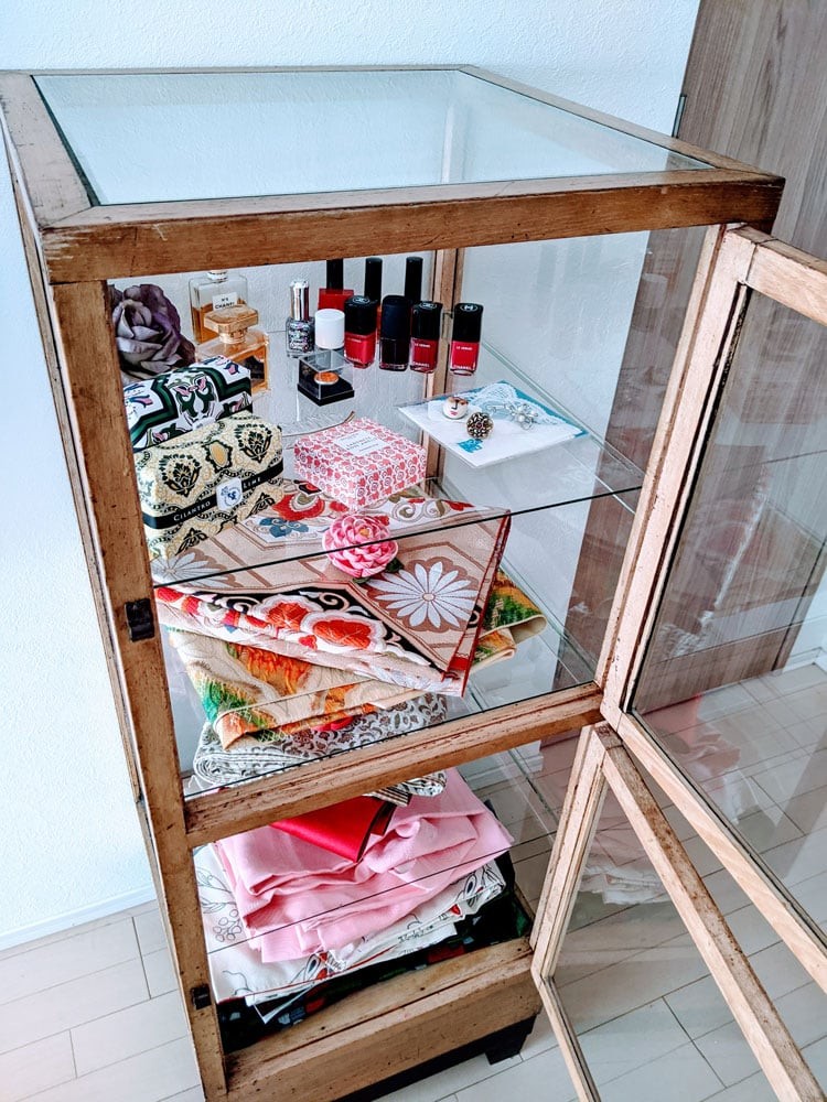 私と部屋 - Slide:1