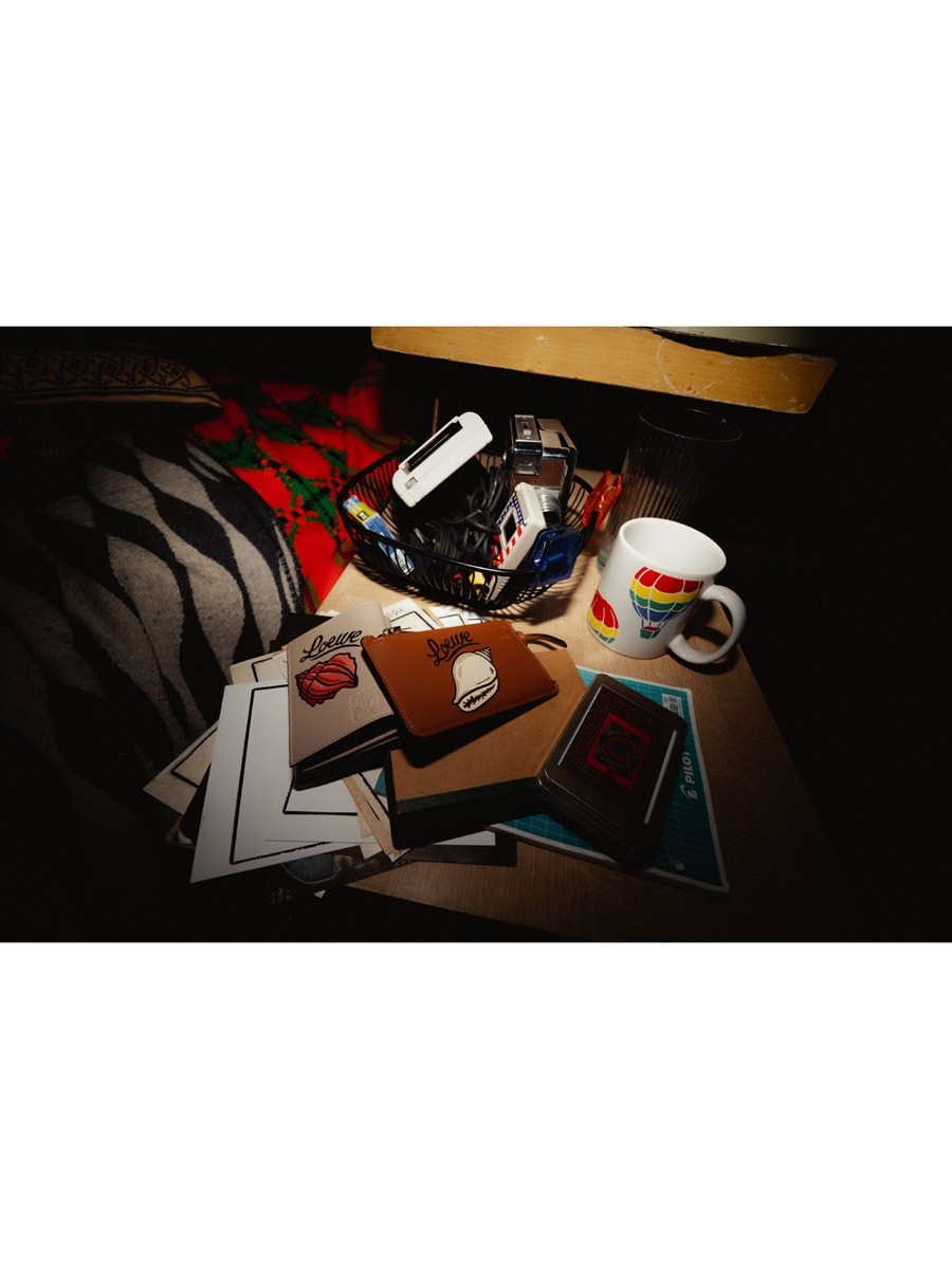 パウラズ イビザ 2021 - Slide:1