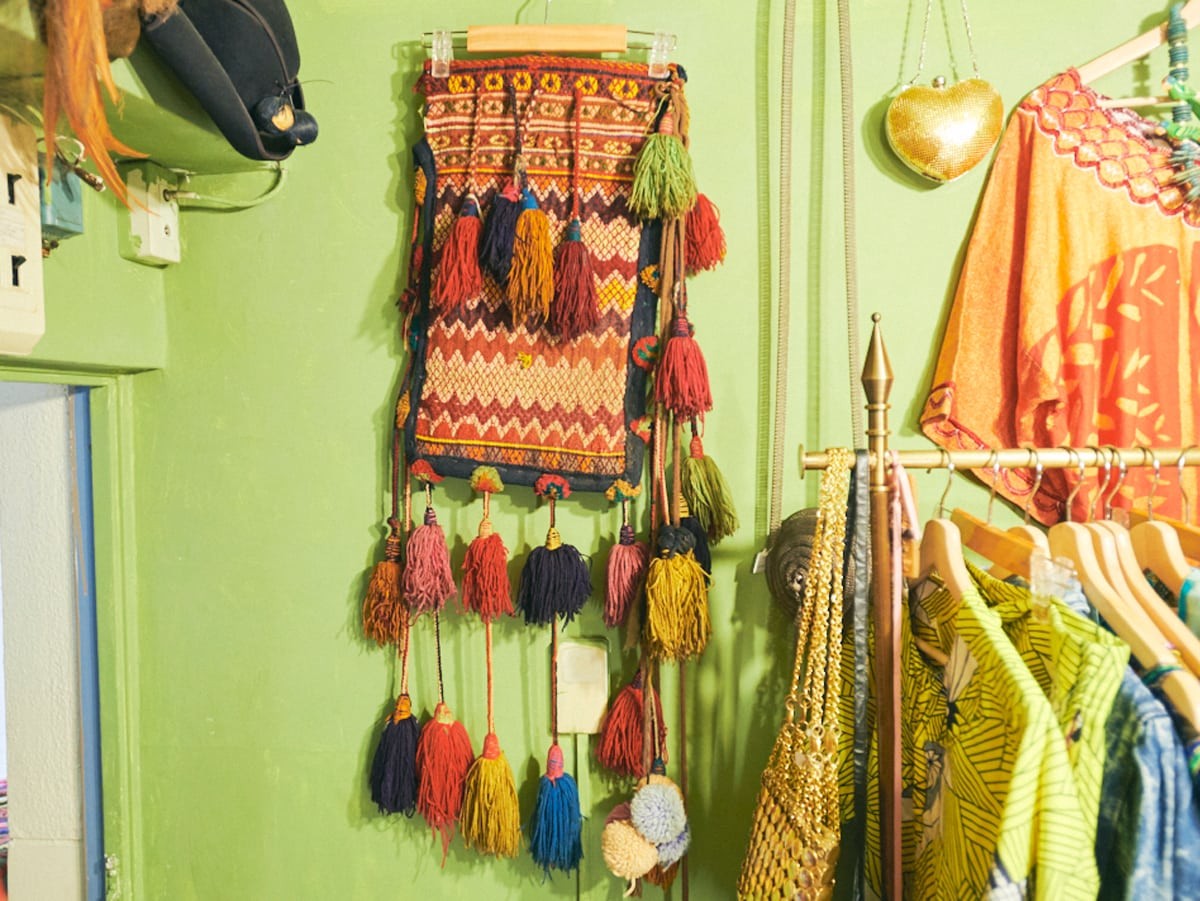 リヤドヴィンテージ 古着屋 - Slide:3