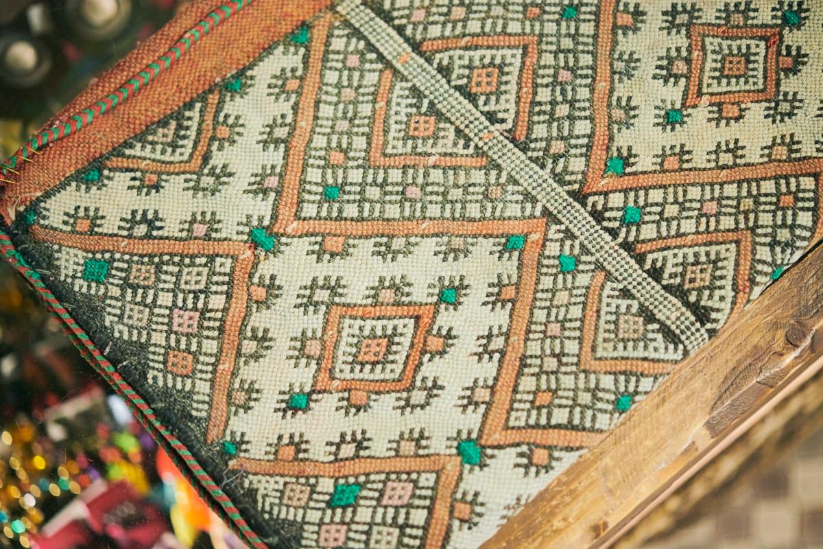 モロッコの砂漠で作られたラグと出合える「リヤド ヴィンテージ」。＋αが楽しい、東京の古着屋案内 - Slide:2