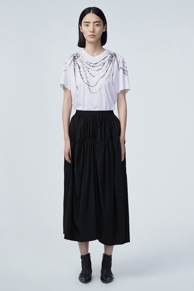 モードと異文化がとけあう。〈JNBY〉の最旬Tシャツが紡ぐストーリー - Slide:3