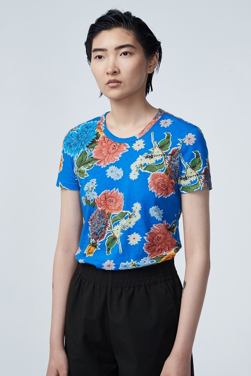 モードと異文化がとけあう。〈JNBY〉の最旬Tシャツが紡ぐストーリー - Slide:1