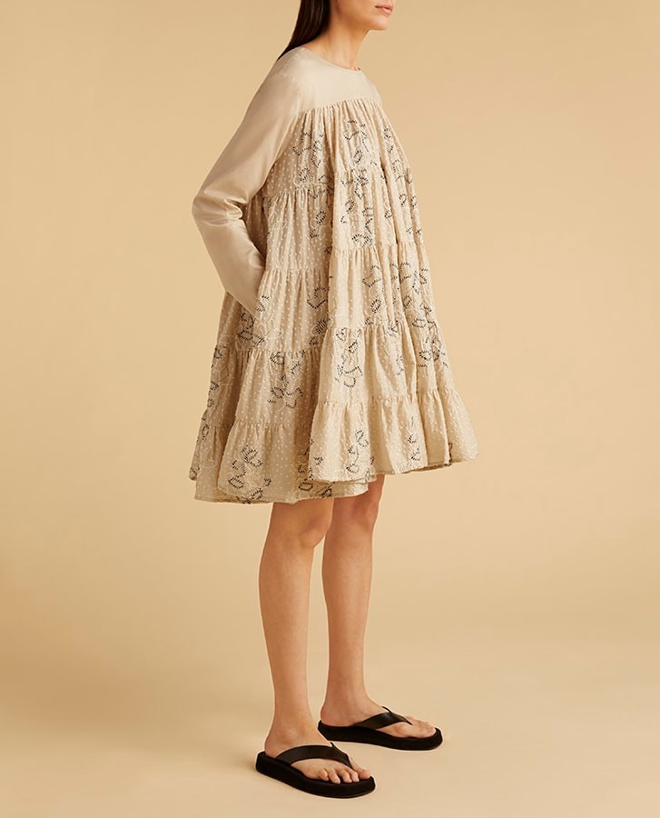 マーレット - Slide:2