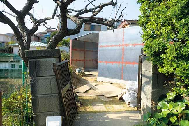 エントランス - Slide:22