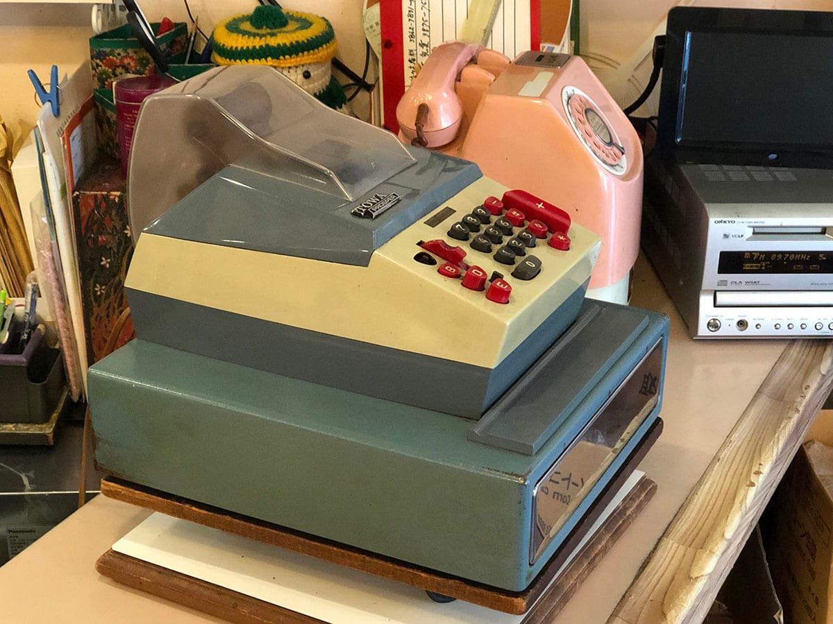 80年代好きライターの純喫茶巡りVol.9 昔懐かしいホットケーキがクセになる南千住「オンリー」 - Slide:4