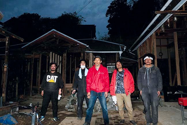 集合写真 - Slide:16