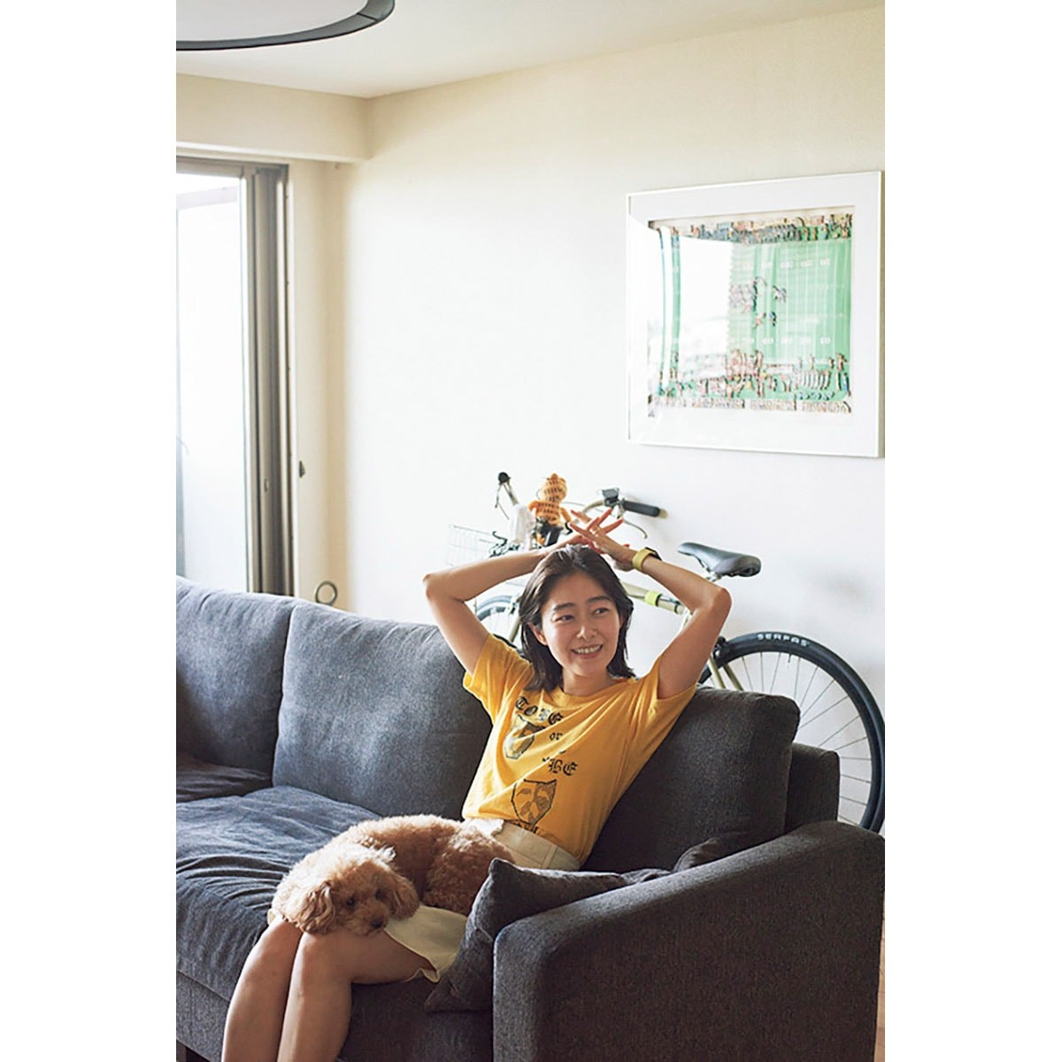 小田原愛美 部屋 ソファ - Slide:4