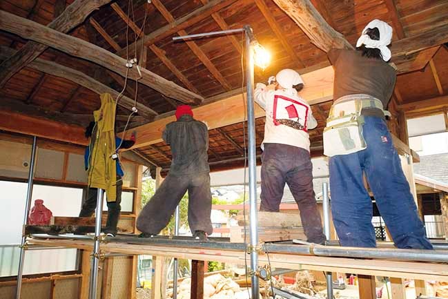 作業風景 - Slide:20