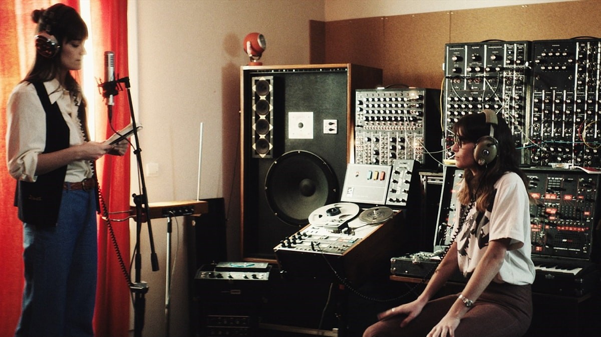 マーク・コリン ショック・ドゥ・フューチャー インタビュー - Slide:3