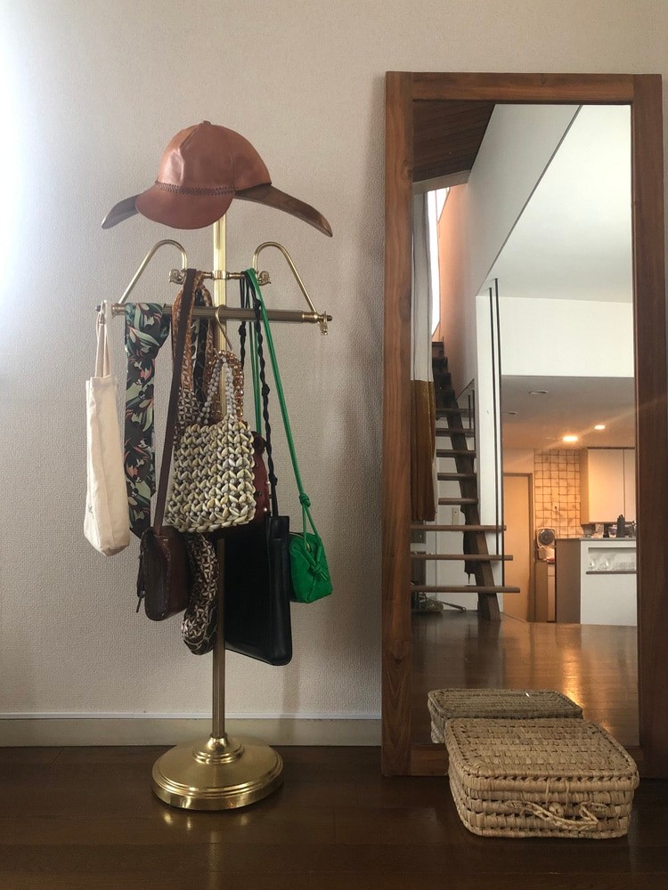 私と部屋 - Slide:3