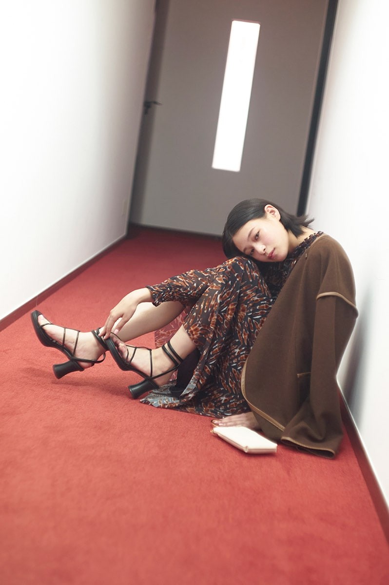 ヴィヴィアンタム コート - Slide:1