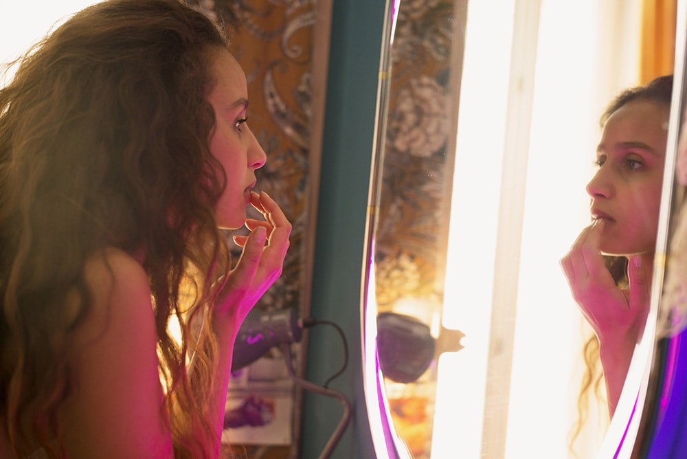 ミュウミュウ カウテール・ベン・ハニア ショートフィルムプロジェクト『女性たちの物語』 - Slide:1