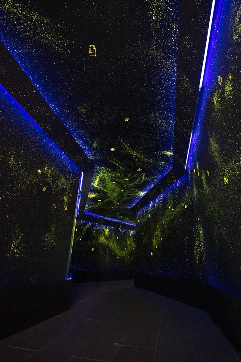 シャネルN°5 観覧車 - Slide:3