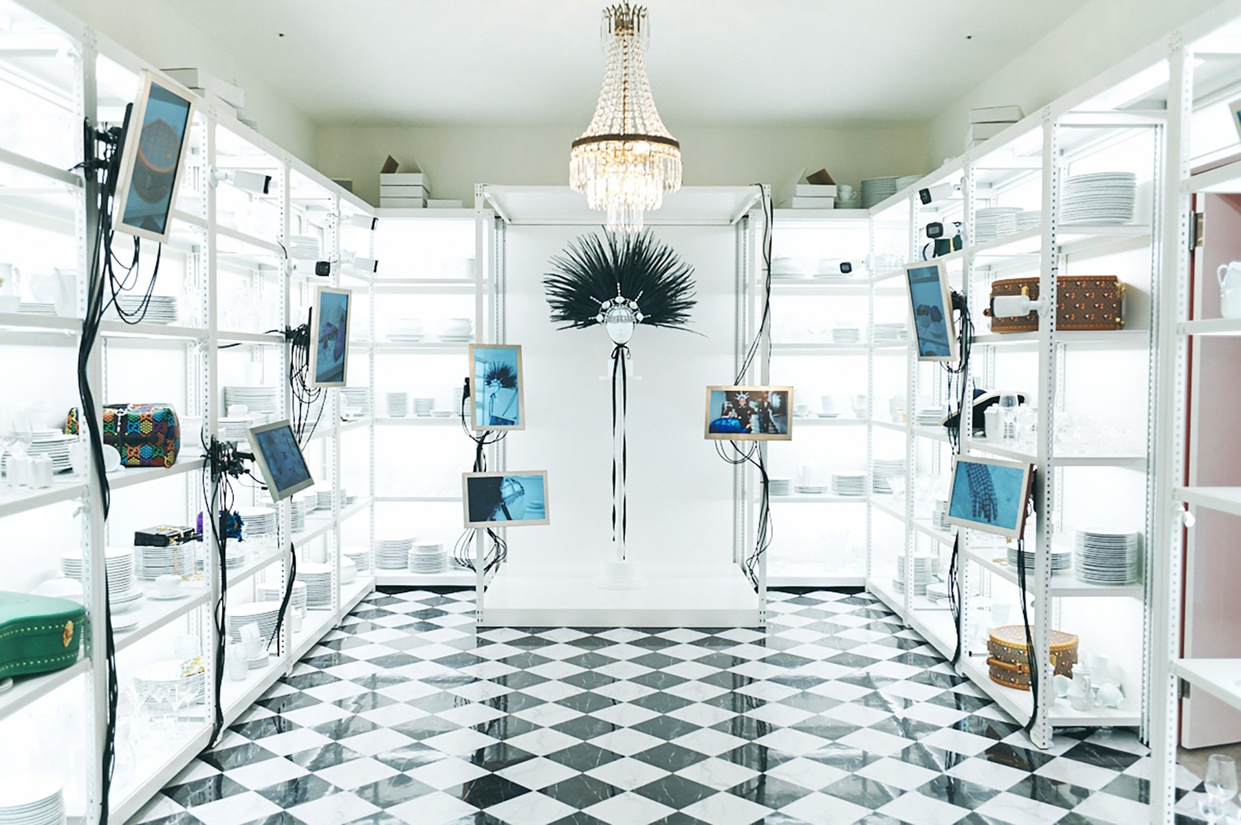 Room 11 Come As you Are_RSVP 2020年クルーズゴレクション - Slide:12