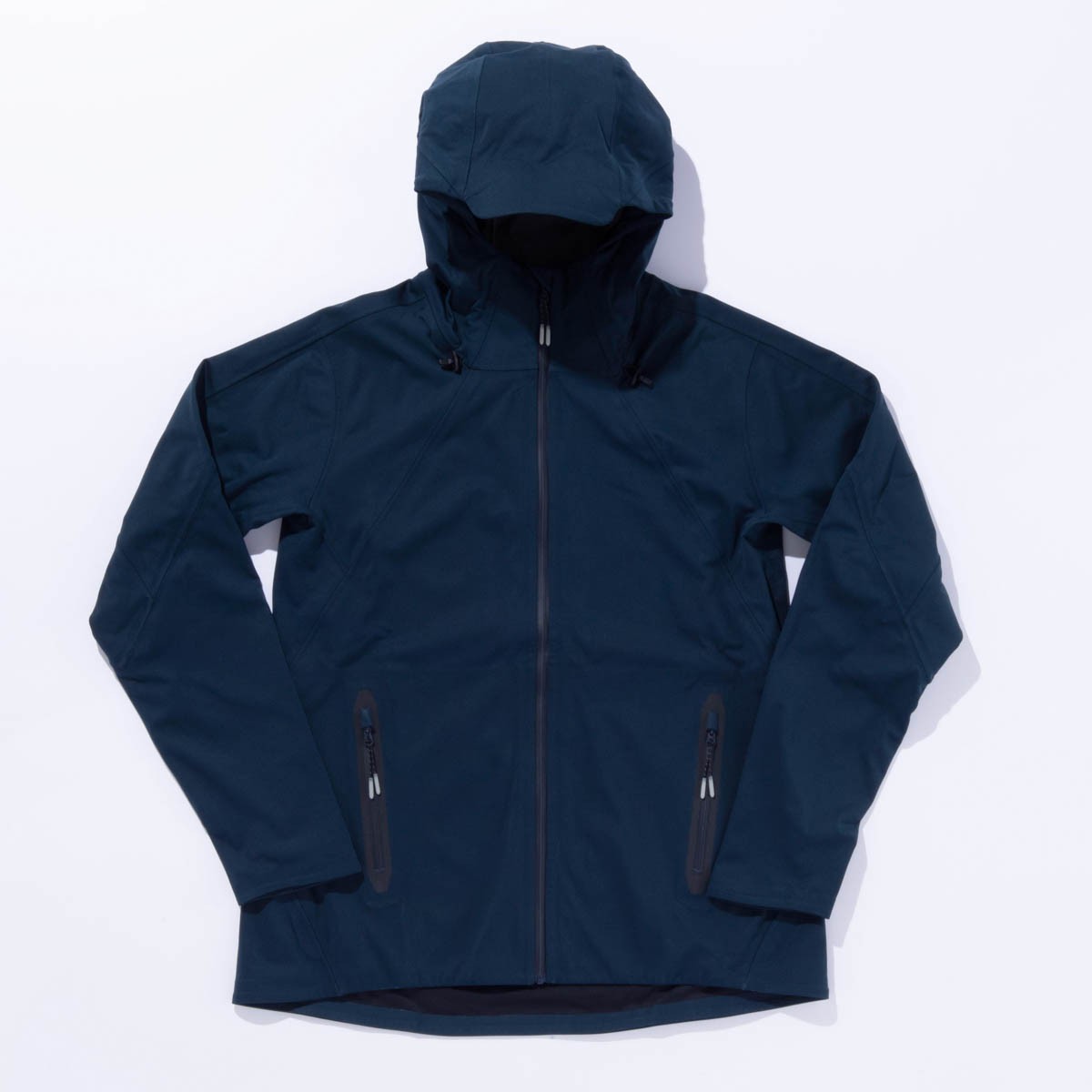 2022年は走りたい!ランニングからフィットネス、アフターランまで活躍する〈アシックス〉のウエア&シューズ - Slide:2