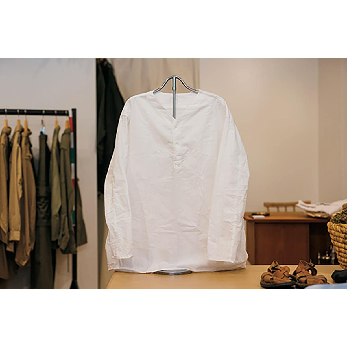 VINSON HOUSE シャツ - Slide:2