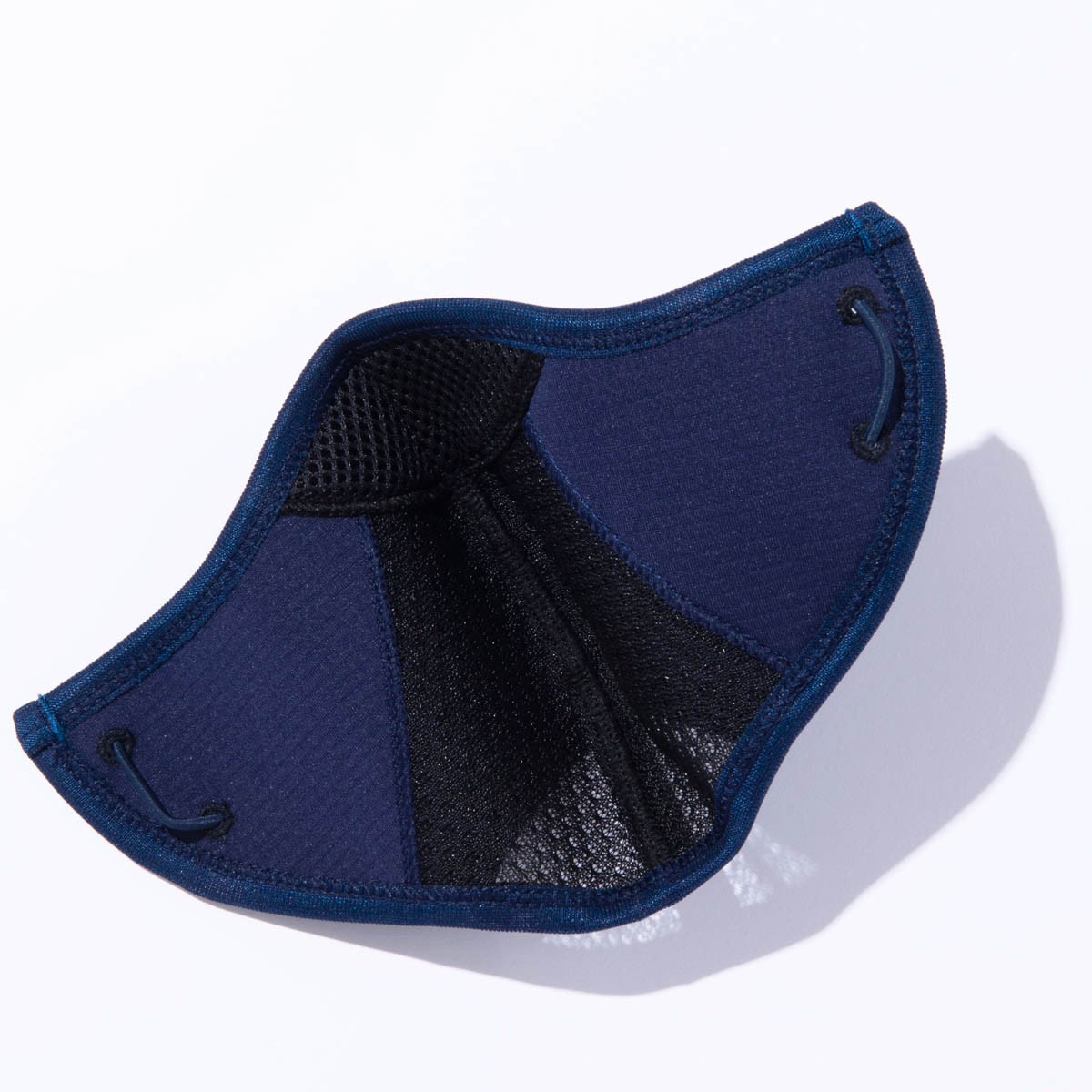 2022年は走りたい!ランニングからフィットネス、アフターランまで活躍する〈アシックス〉のウエア&シューズ - Slide:3