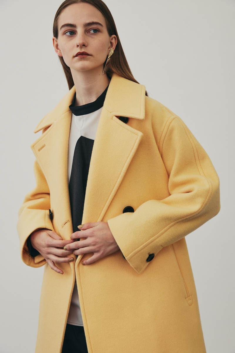 オプ・アートに着想した〈ユナイテッドトウキョウ〉の秋冬コート - Slide:1