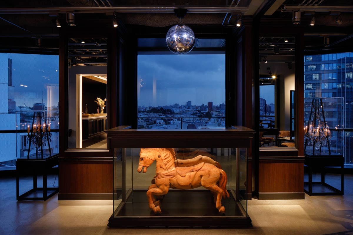 ゆうたろうが〈ロエベ〉ハンモックバッグとこの春行きたい「bloc japon」 - Slide:2