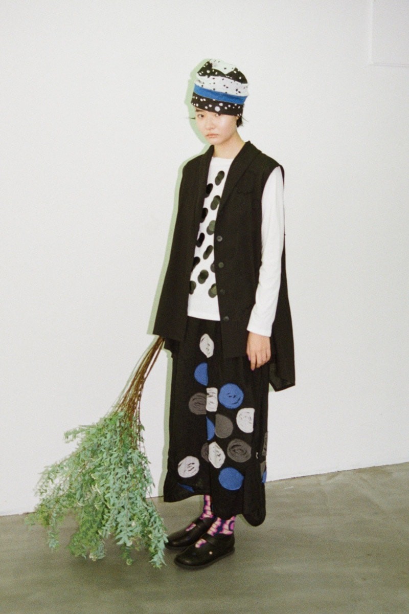 冬から春へ。季節の移ろいを表した〈慈雨〉からのメッセージ - Slide:4