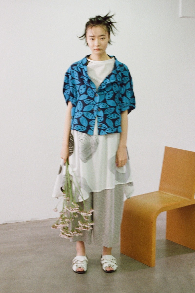 冬から春へ。季節の移ろいを表した〈慈雨〉からのメッセージ - Slide:3