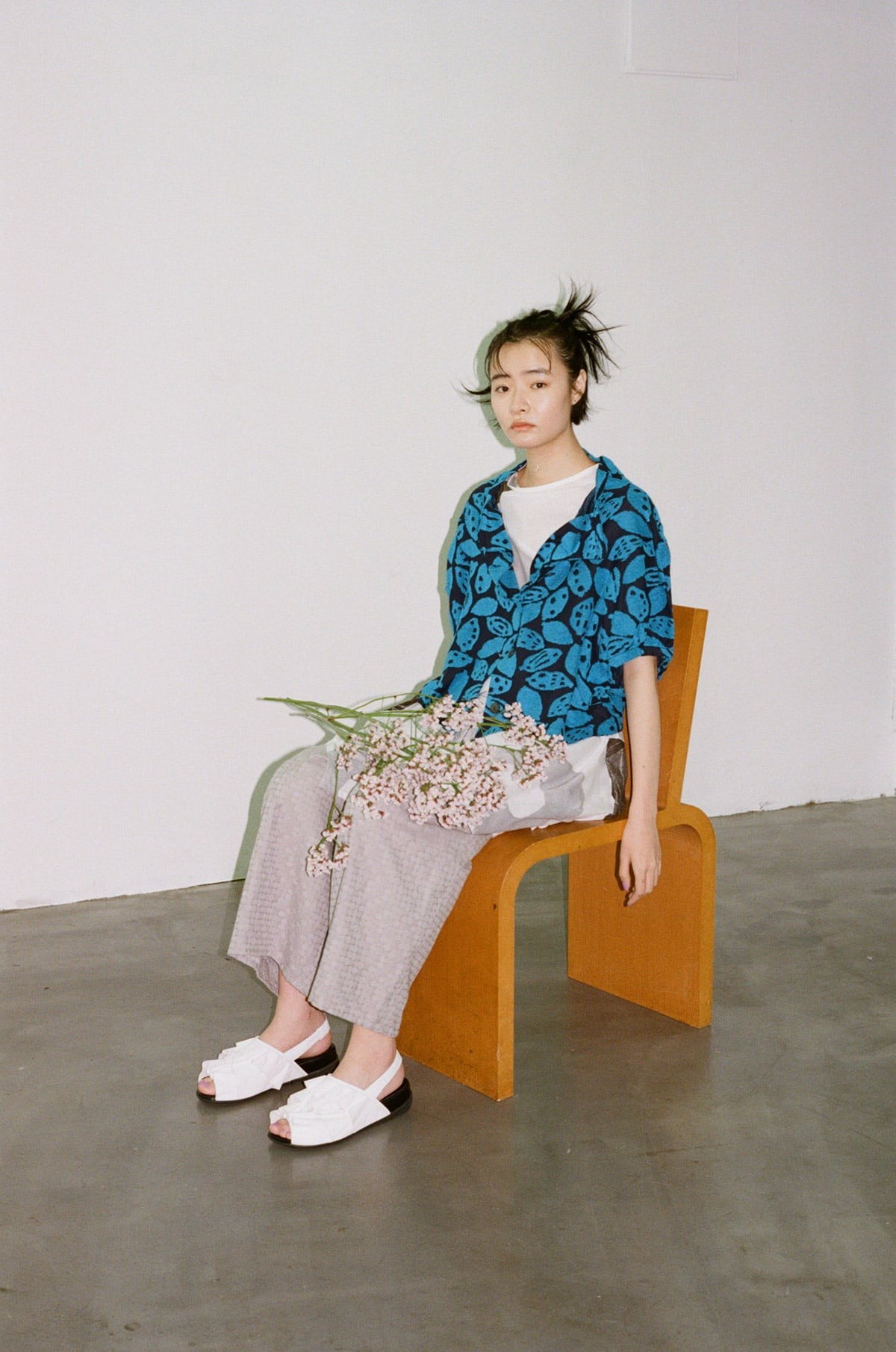 冬から春へ。季節の移ろいを表した〈慈雨〉からのメッセージ - Slide:1