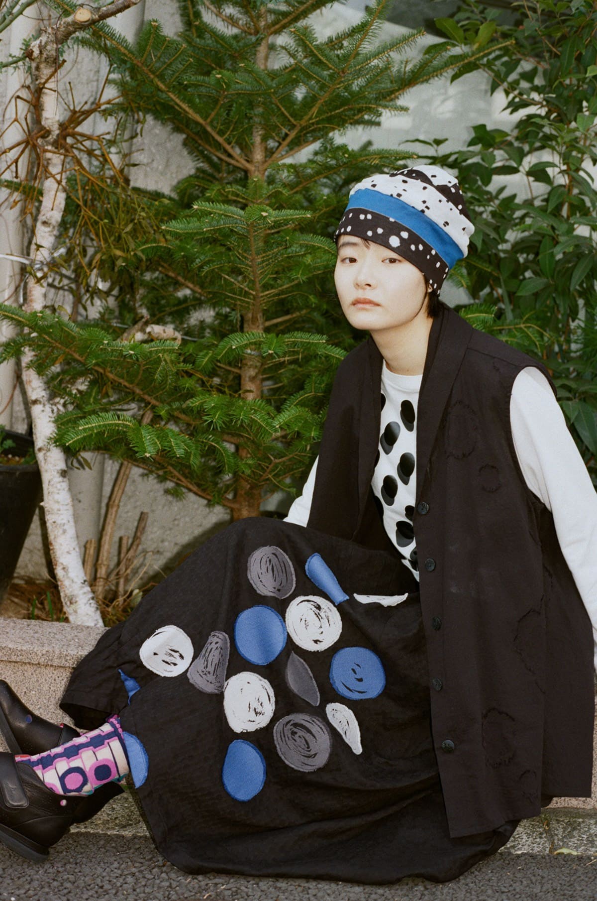 冬から春へ。季節の移ろいを表した〈慈雨〉からのメッセージ - Slide:3