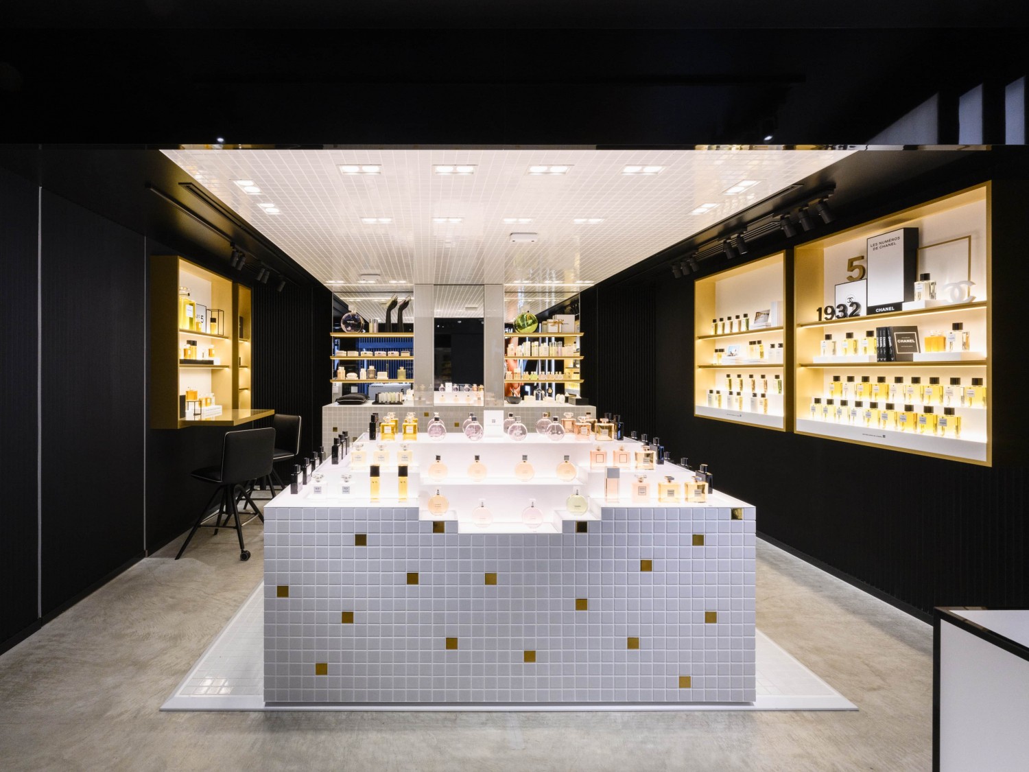 シャネル, シャネルビューティーハウス, - Slide:3