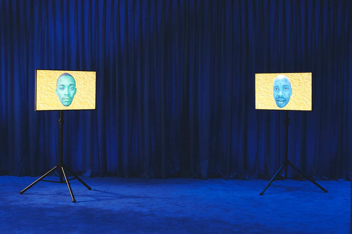 プラダ 青山店『ロール プレイ』展でたずねる、アイデンティティの現在地 - Slide:4