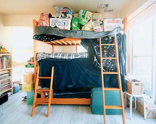 GINZA CHARMING BUSTERS 実家に住むひと 酒井いぶき - Slide:3