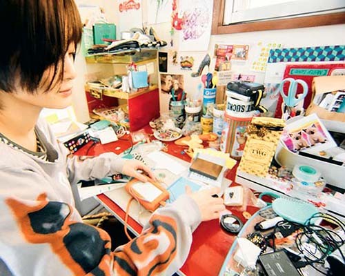 GINZA CHARMING BUSTERS 実家に住むひと 酒井いぶき - Slide:5