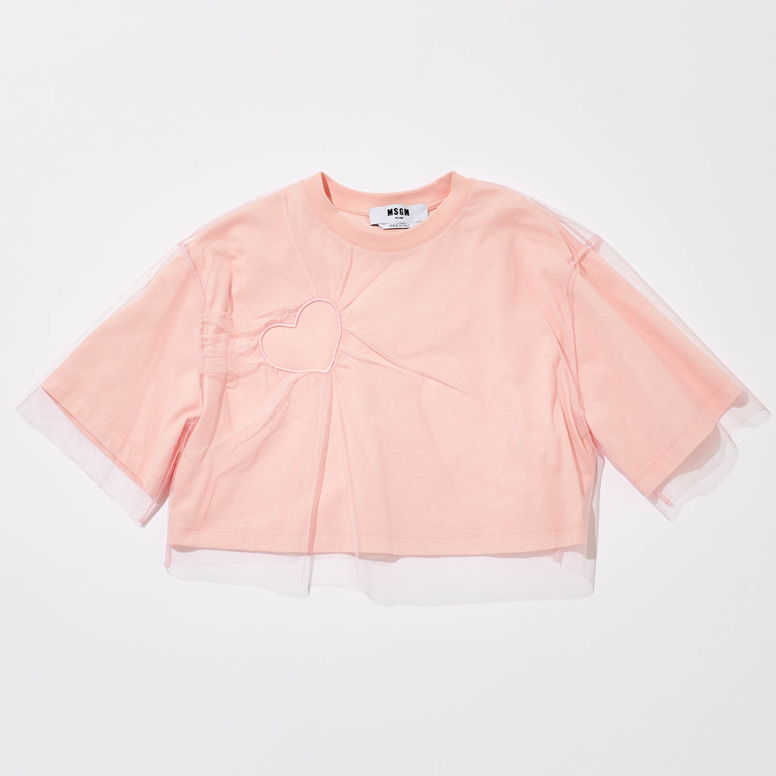 1枚でも、インナーを忍ばせても。今欲しい!ちびTシャツ6選 - Slide:1