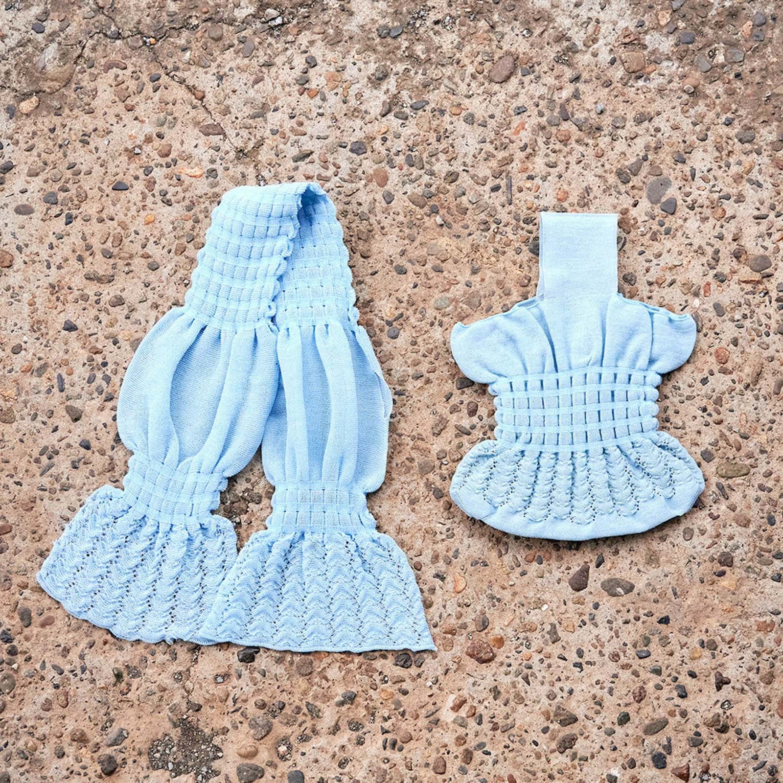 着古したセーターがバッグとスカーフに変身。〈マラミュート〉のRe:born企画を体験 - Slide:1