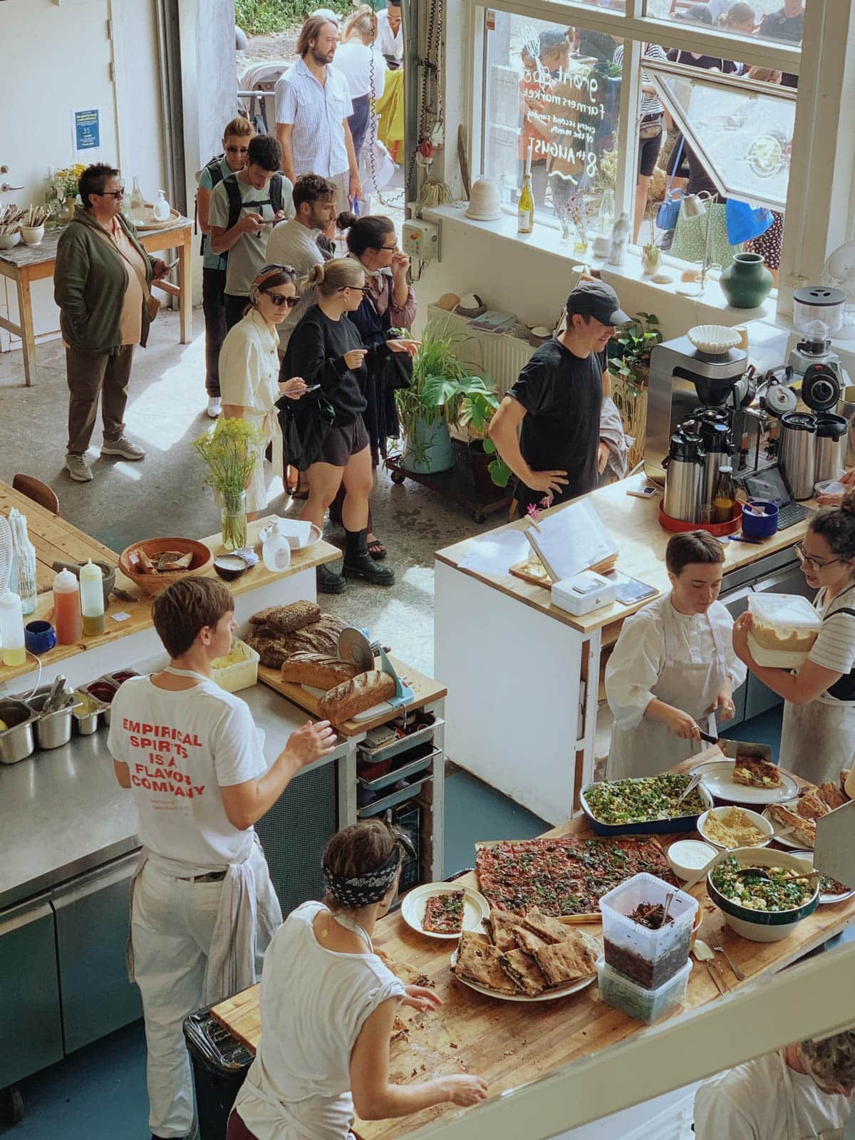 週末のパン屋、海辺のワイン、風と自転車、いつまでも明るい夜。初夏のデンマークより、mayanoueのCPH通信 01 - Slide:1