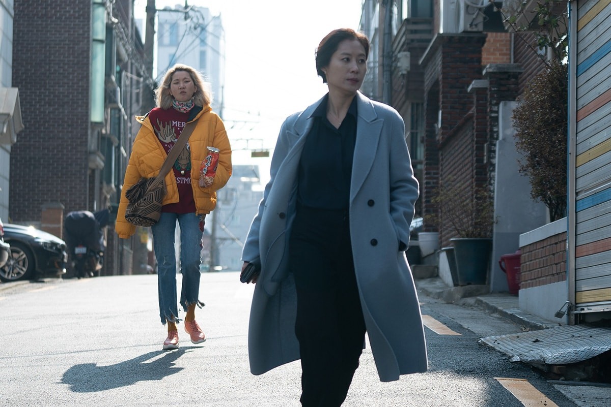 『三姉妹』 ムン・ソリ インタビュー - Slide:1