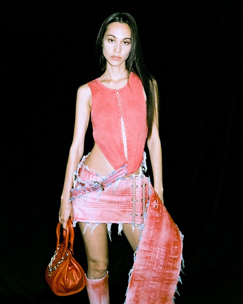 〈ディーゼル〉2022年秋冬コレクション - Slide:1