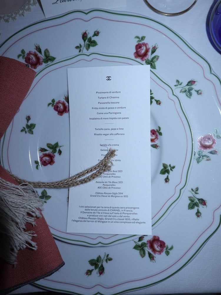 〈シャネル〉トラベルSNAP - Slide:2