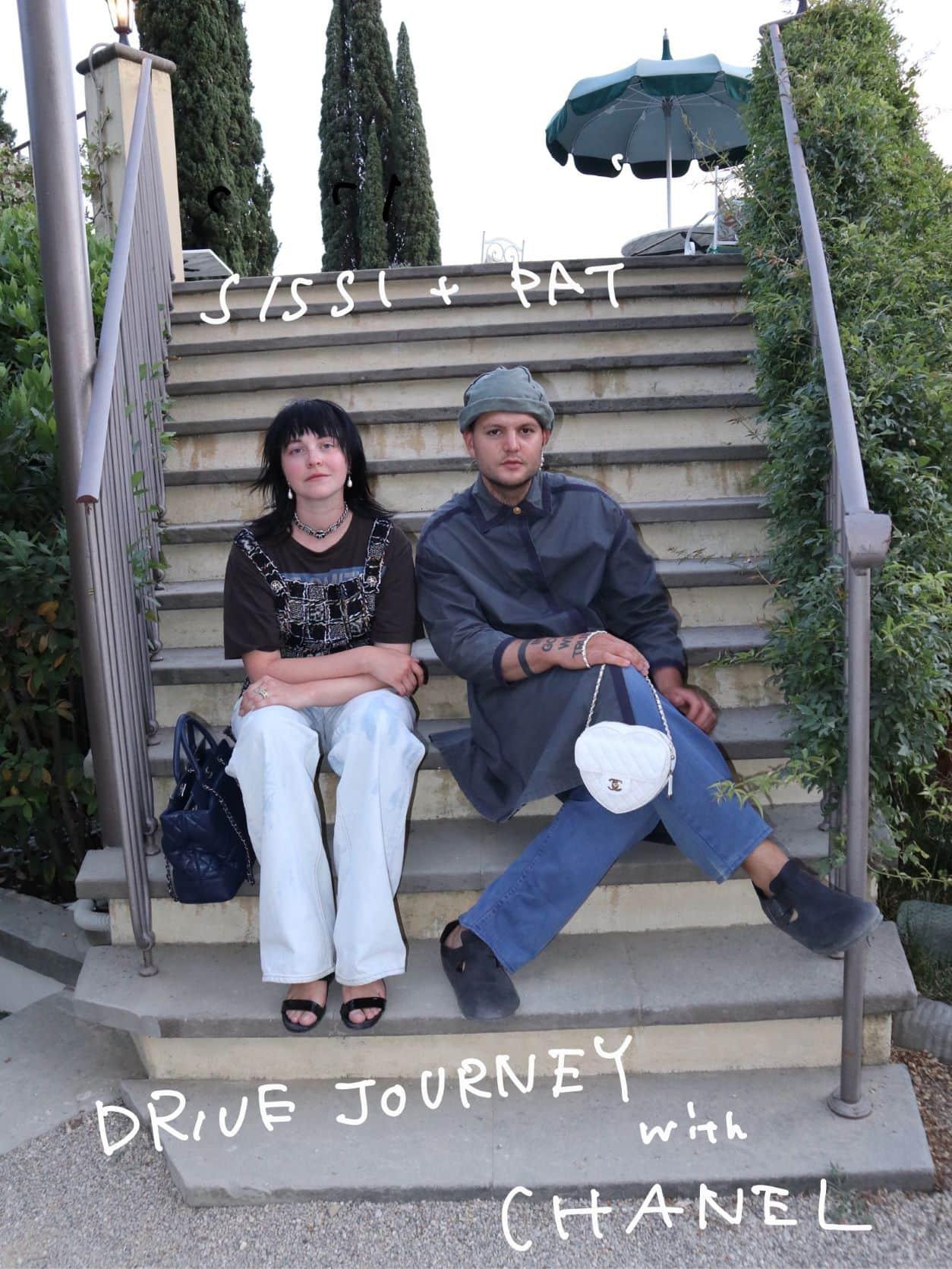 〈シャネル〉トラベルSNAP シシー・ポール&パトリック・シェルツァー