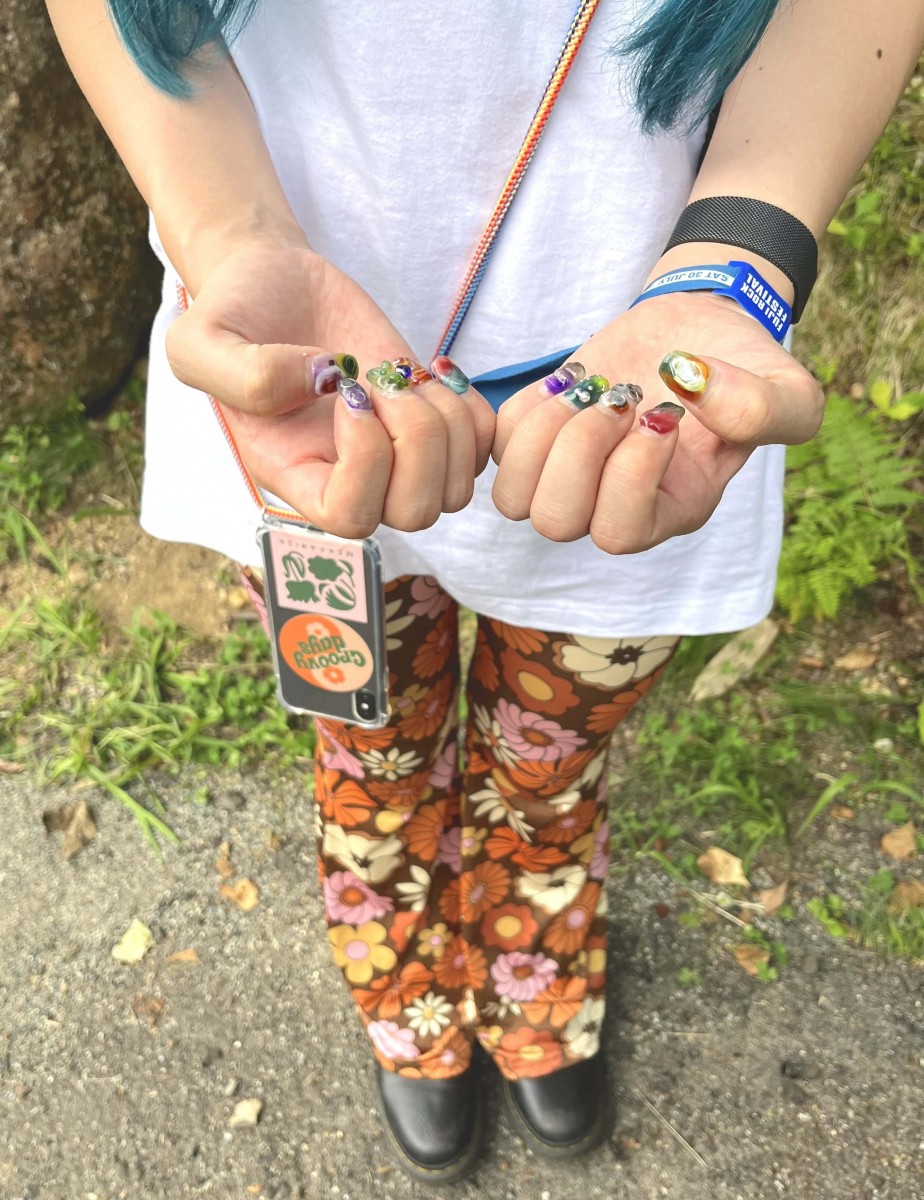 フジロック・フェスティバルでスタイルハント! vol.4 ヘルシー肌見せ&レトロ三つ編み復活か - Slide:4