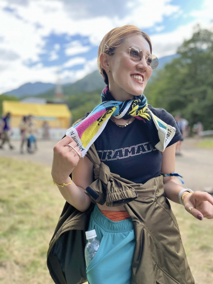 フジロック・フェスティバルでスタイルハント! vol.4 ヘルシー肌見せ&レトロ三つ編み復活か - Slide:1