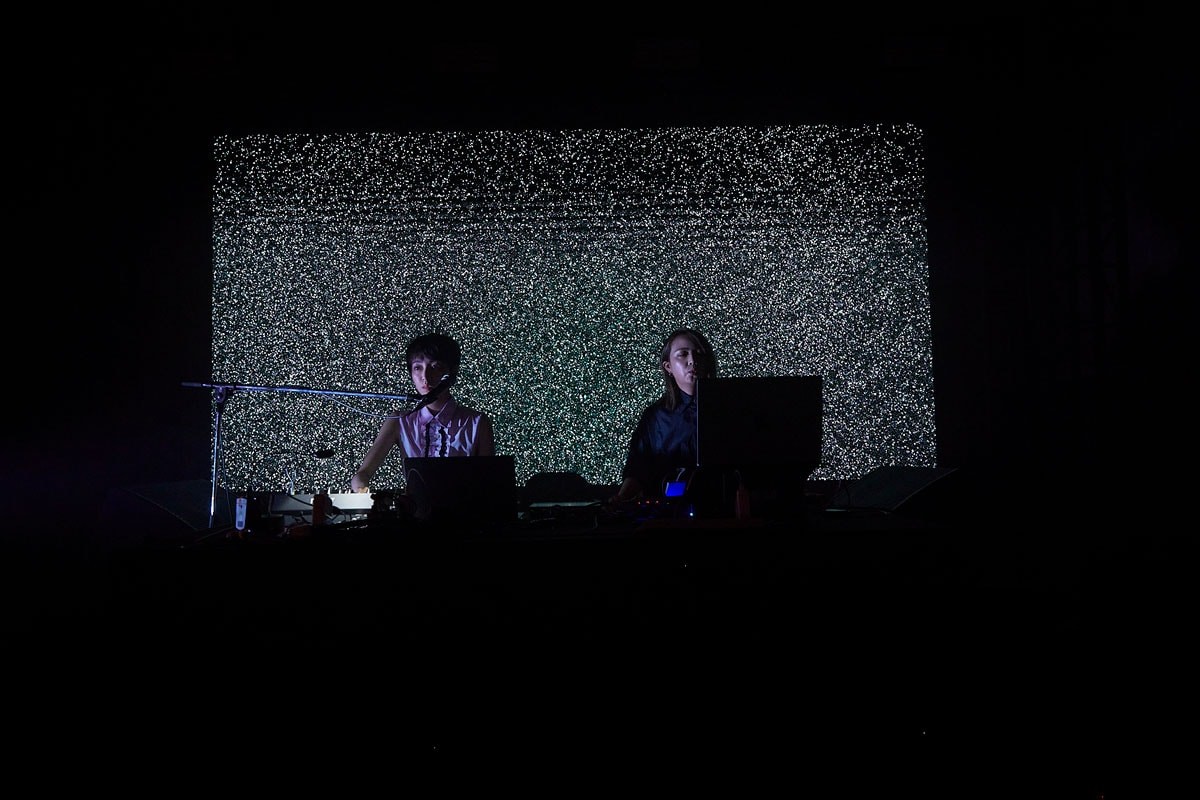 PRADA EXTENDS TOKYO リッチー・ホウティン プラスチックマン - Slide:1