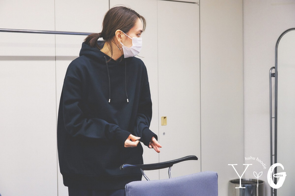 新垣結衣さんデザイン〈huhu フーディ〉スペシャルな“ふふっ”ができるまで 第4回 「ラストスパート」 - Slide:4