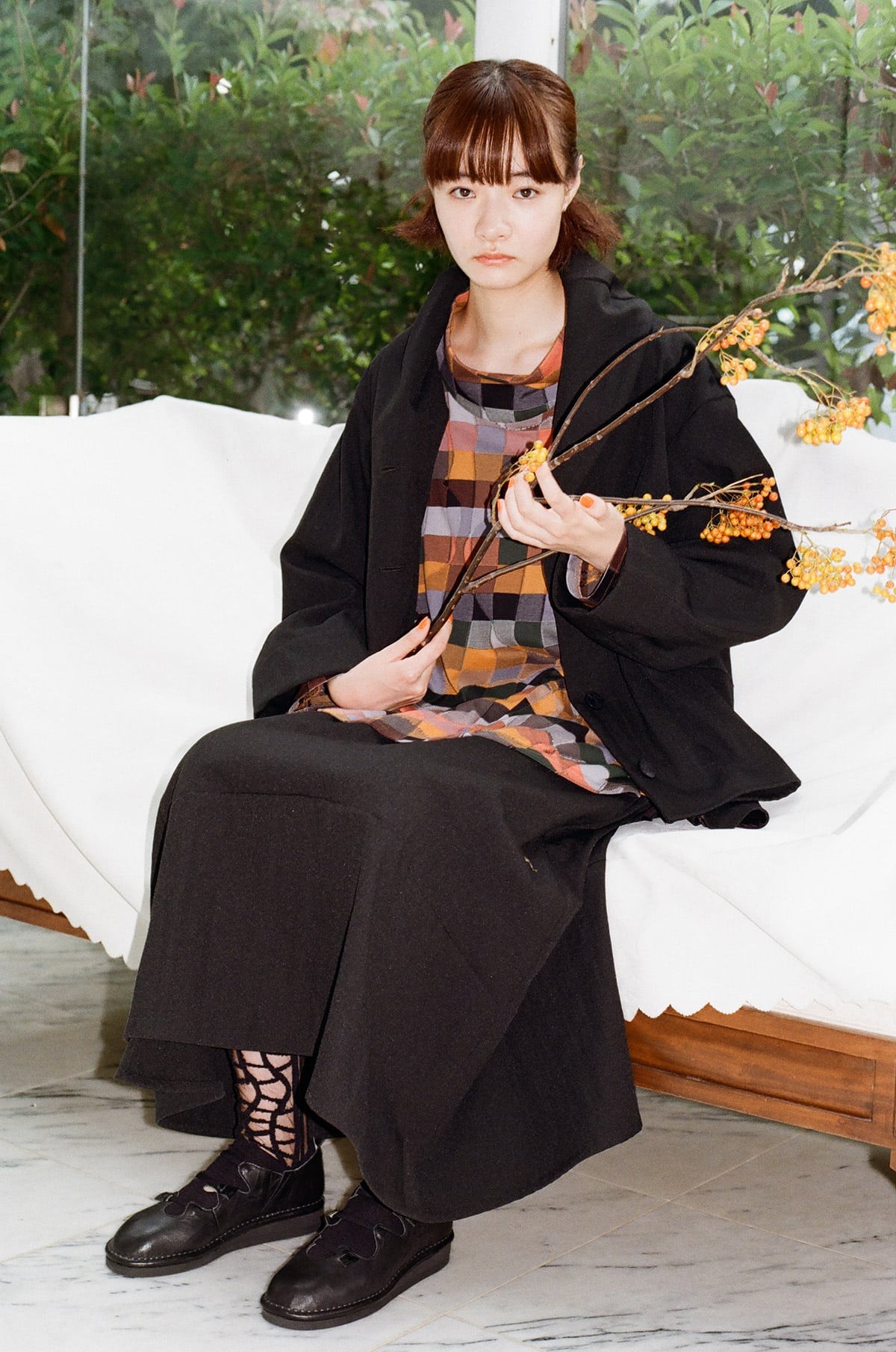 糸と柄が織りなす〈慈雨〉のリミックススタイル - Slide:2