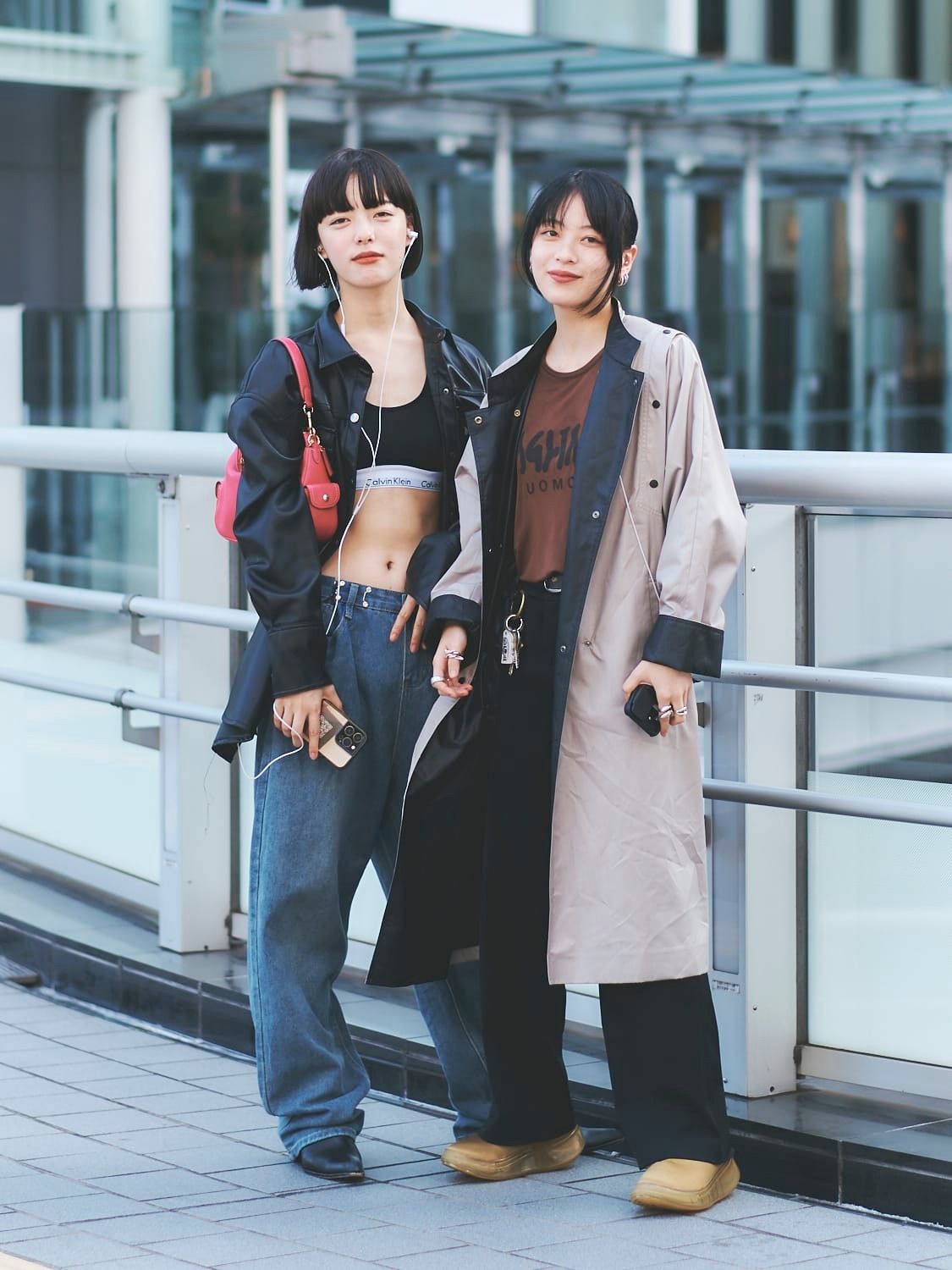 「有線イヤホンで何聴いてるの?」スナップ!GINZA編集部で街角ハント!Vol.2 - Slide:1