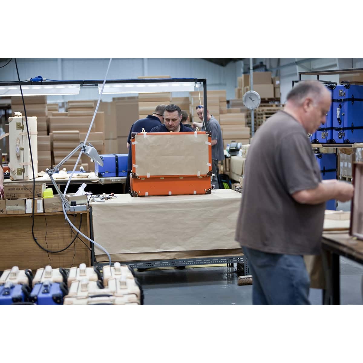 〈グローブ・トロッター〉が125周年。歴史を振り返り愛おしむスーツケース2型を限定発売 - Slide:2