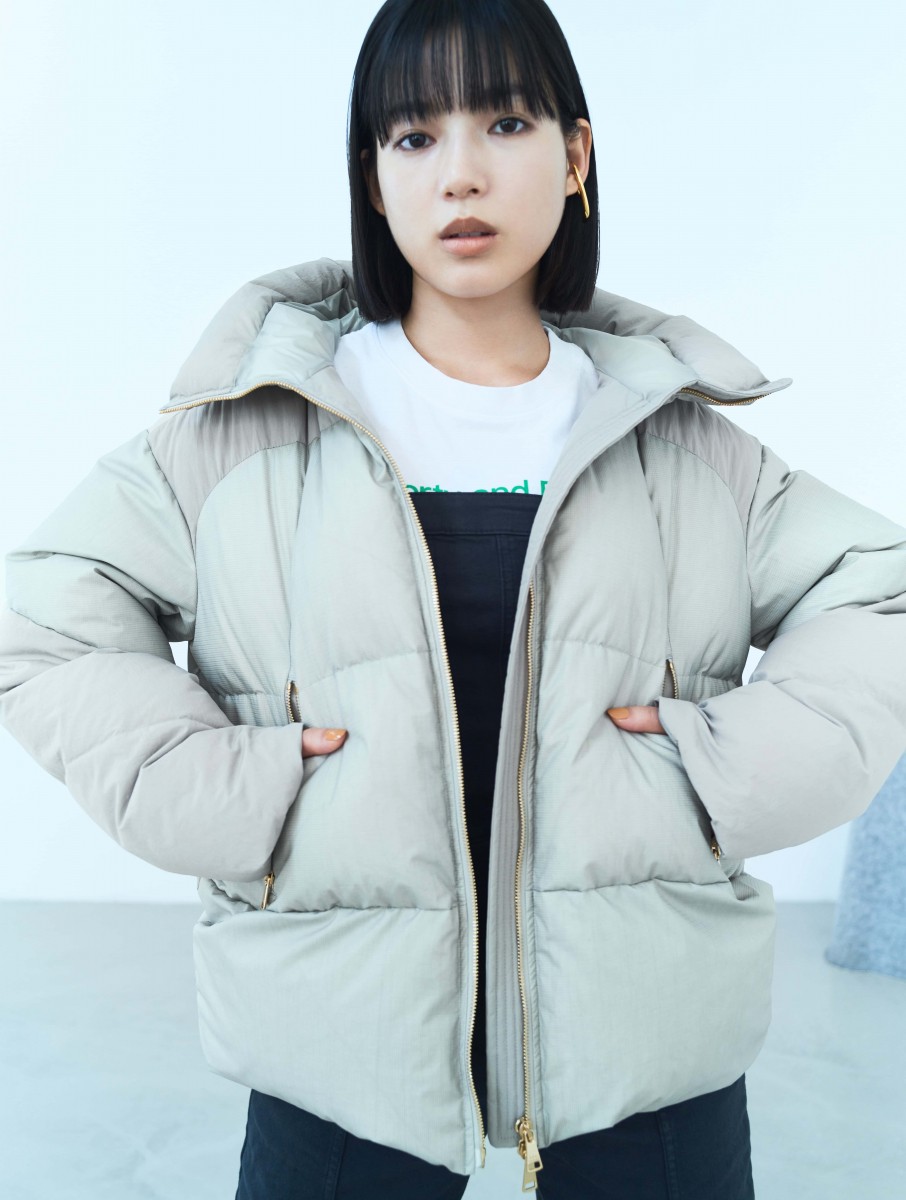 石井杏奈が着る<TATRAS>。 コーディネートも楽しい!街に映えるダウン - Slide:3