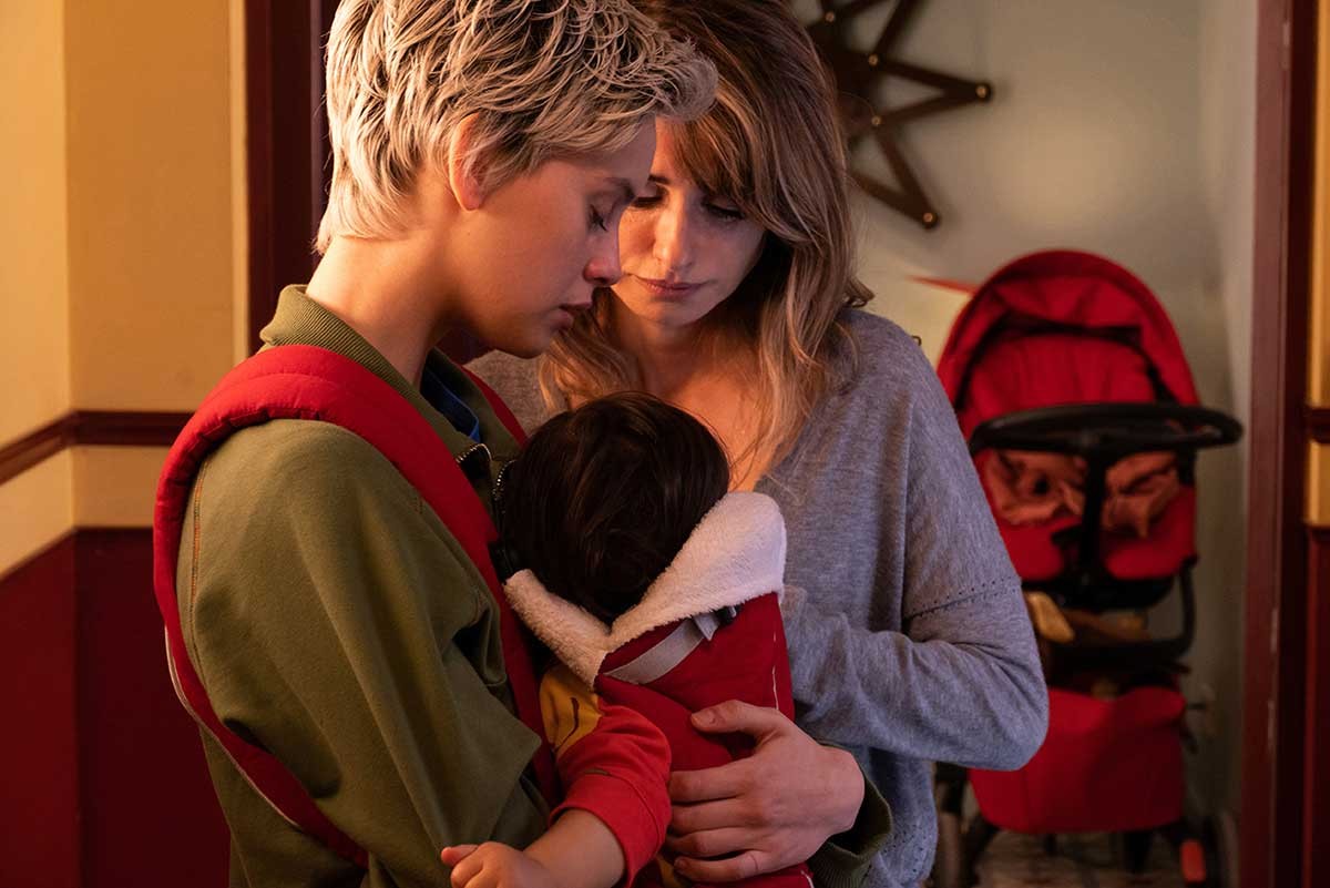 パラレル・マザーズ - Slide:1