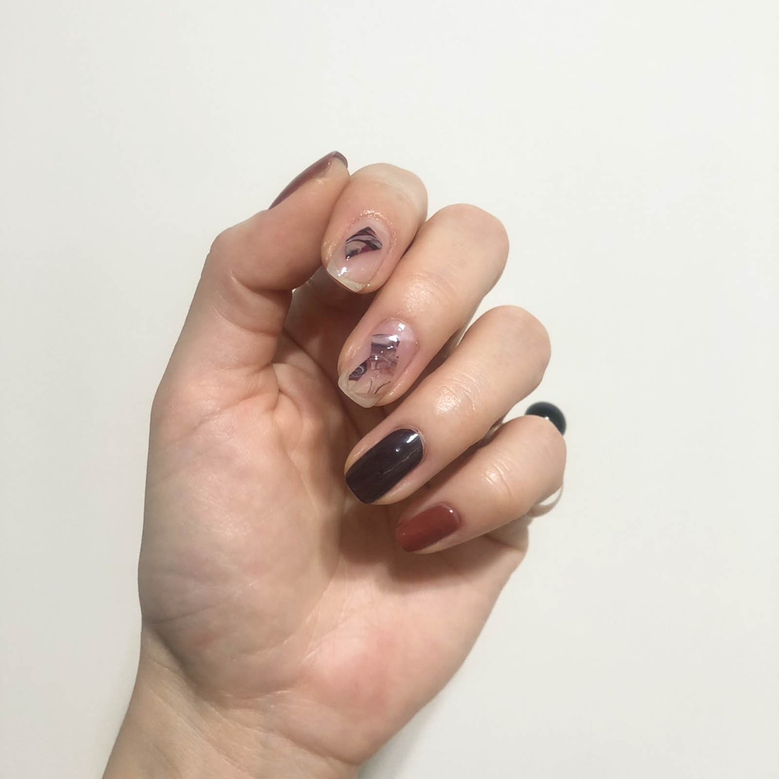 「mojo NAIL」関根祥子さんに教えてもらう、独創的なセルフネイル with Pinterest - Slide:1